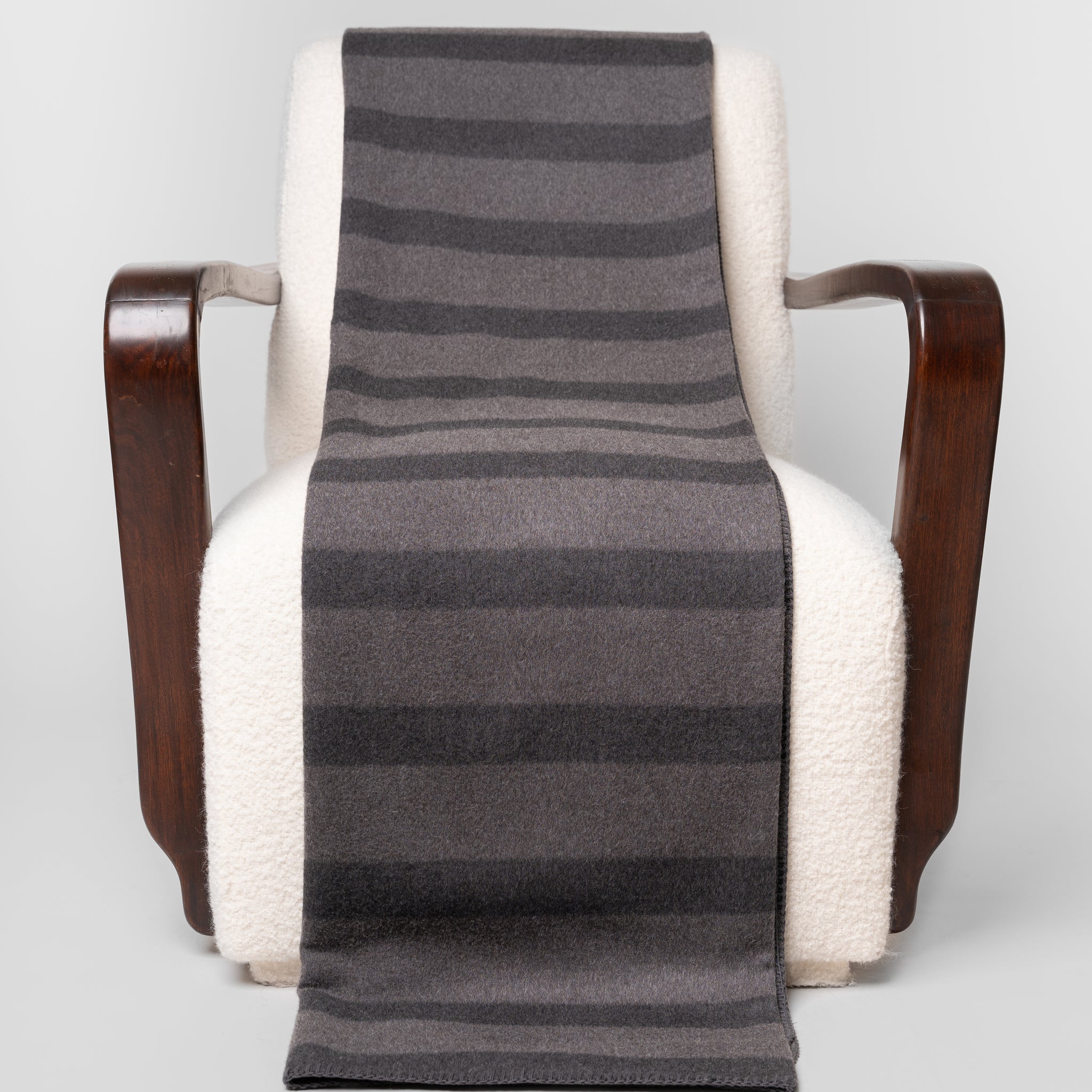 MANTA REMATE 116 | CHARCOAL/GRIS